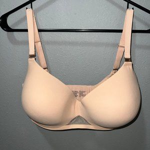 34H Bra Like New